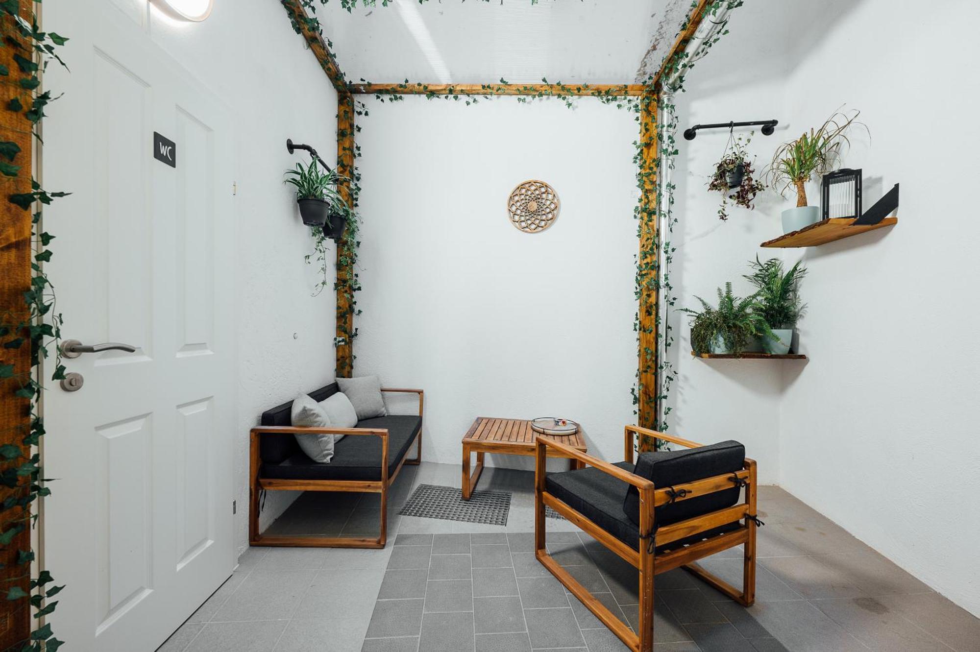 The Garage No.6 Apartment Виена Екстериор снимка