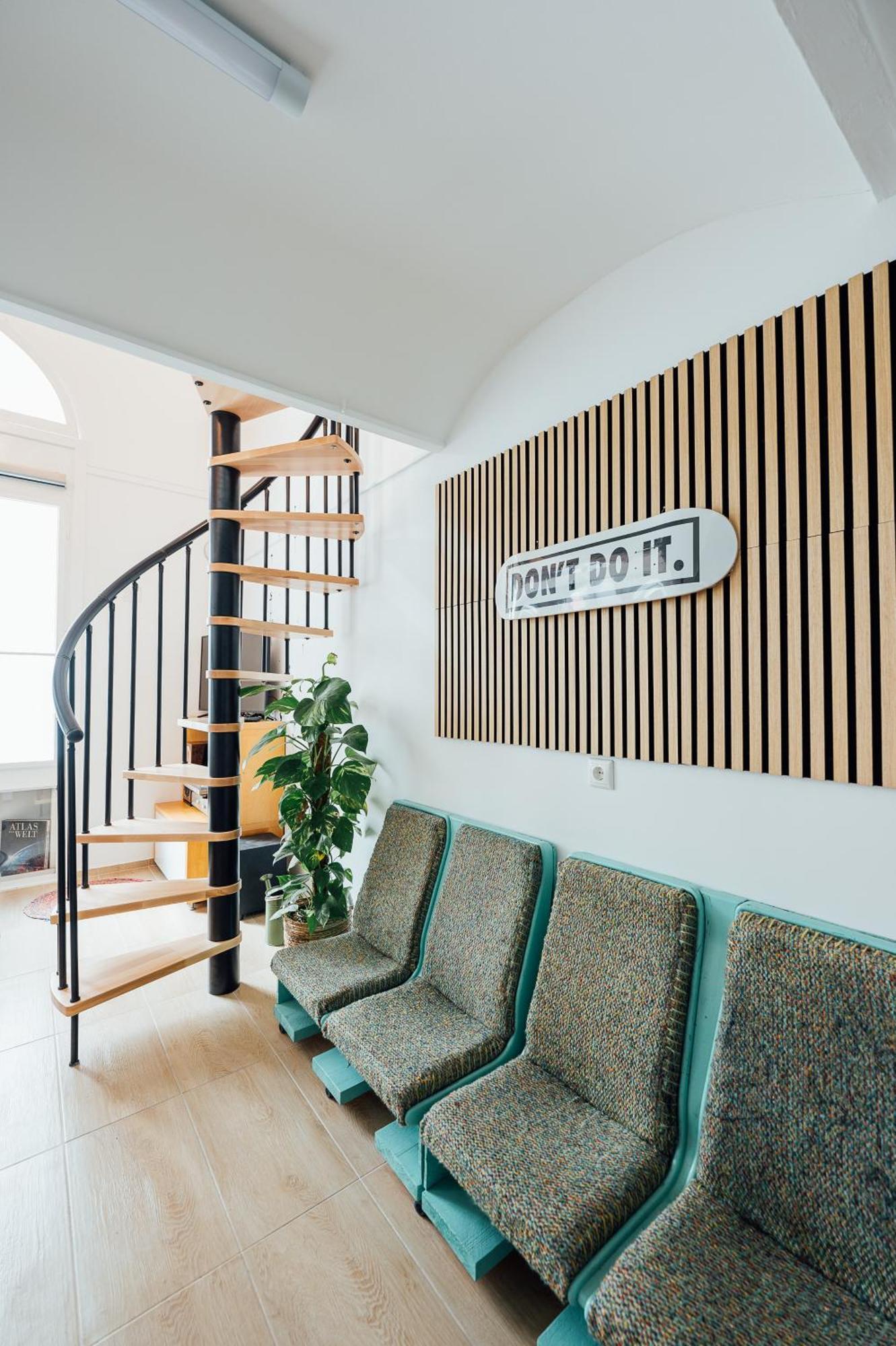 The Garage No.6 Apartment Виена Екстериор снимка